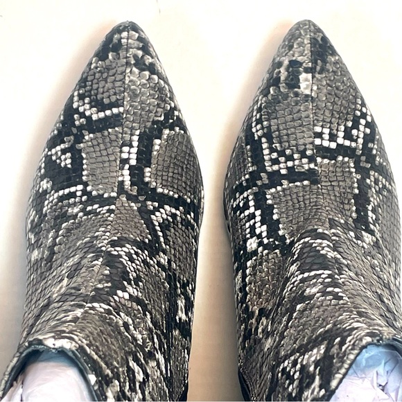 BNIB Jeffrey Campbell Dormant Black/Gray Snakeskin print platforms 6M - Picture 7 of 12
